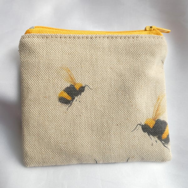 Honey bee print zip coin purse