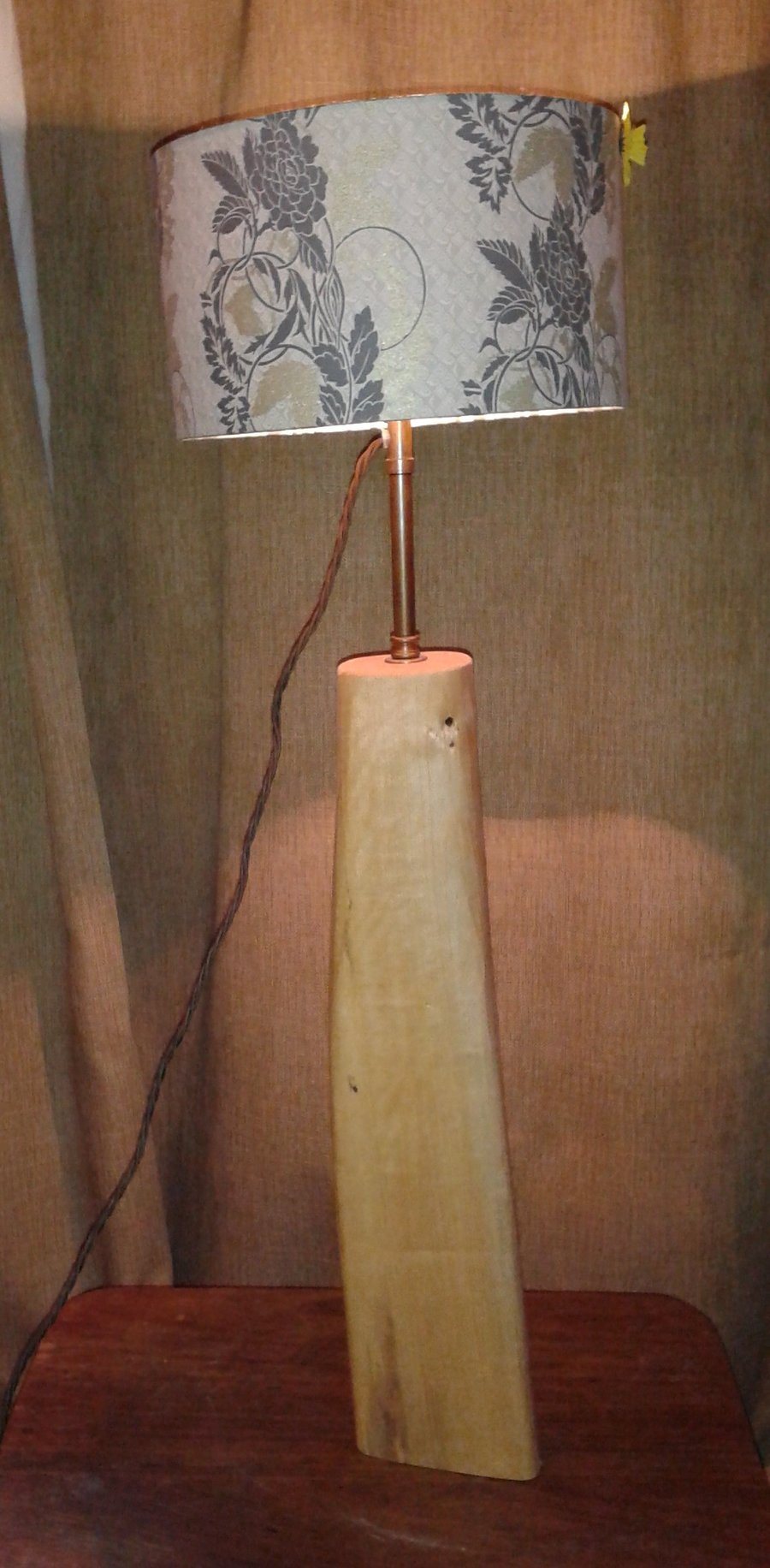 Black poplar floor lamp