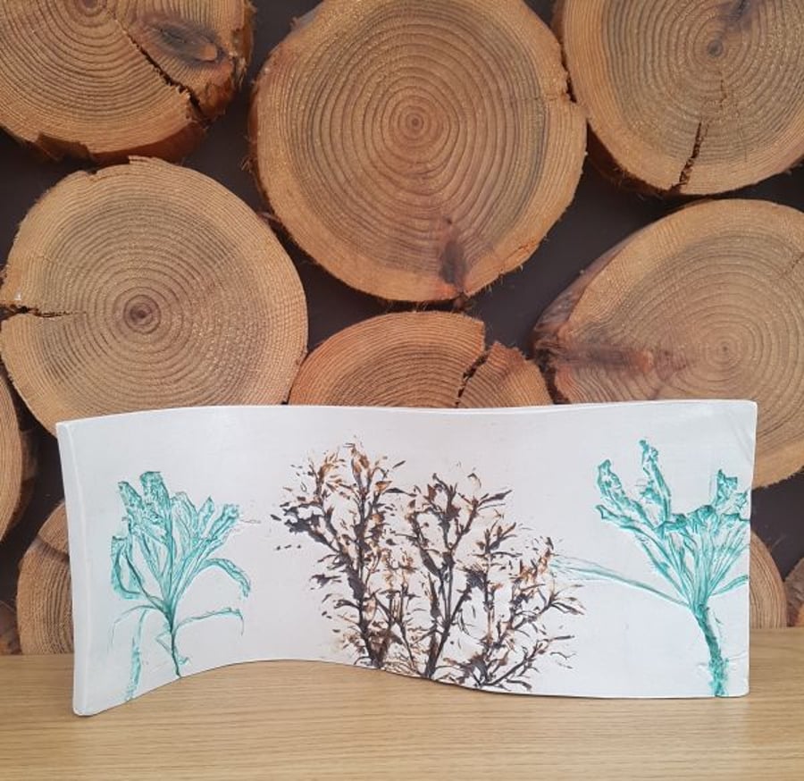 Wild Foliage Ceramic Curve