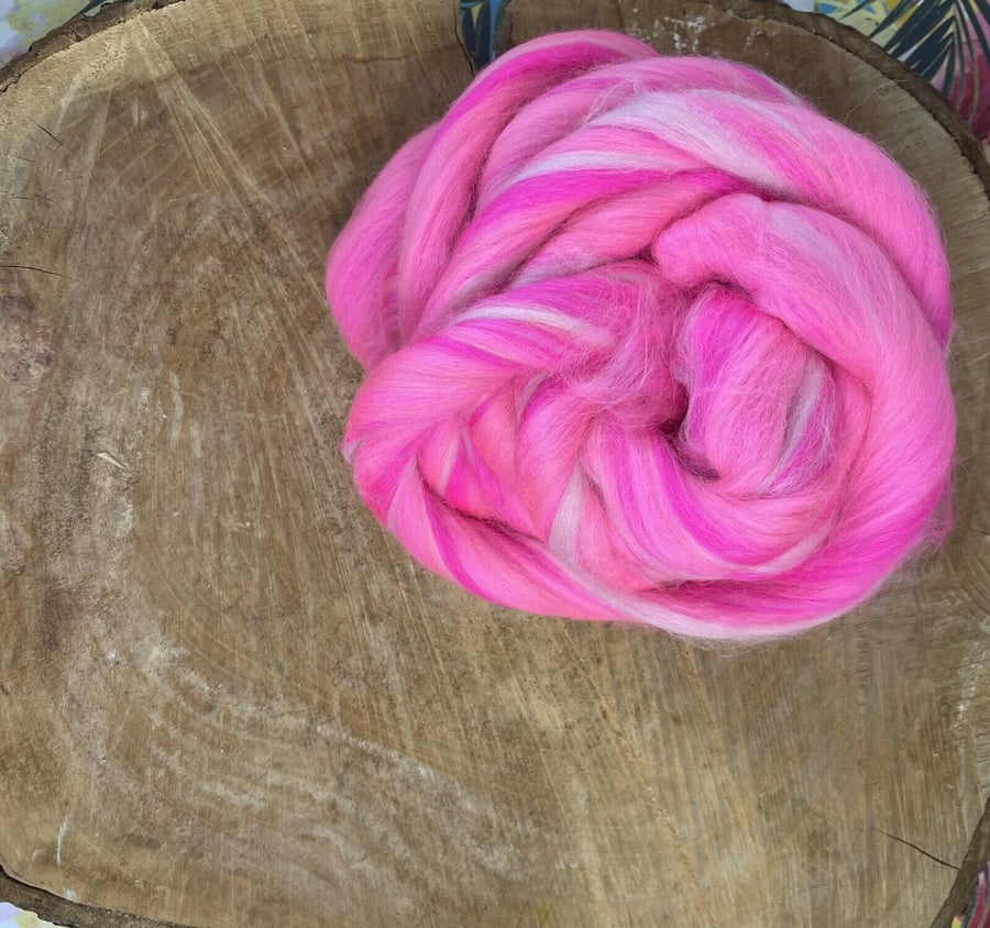 Pink stripy Merino wool blend