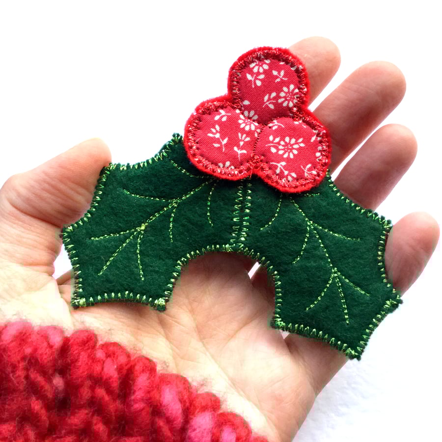 Holly Brooch. Funky Festive Pin. Christmas Brooch. Holly Pin.