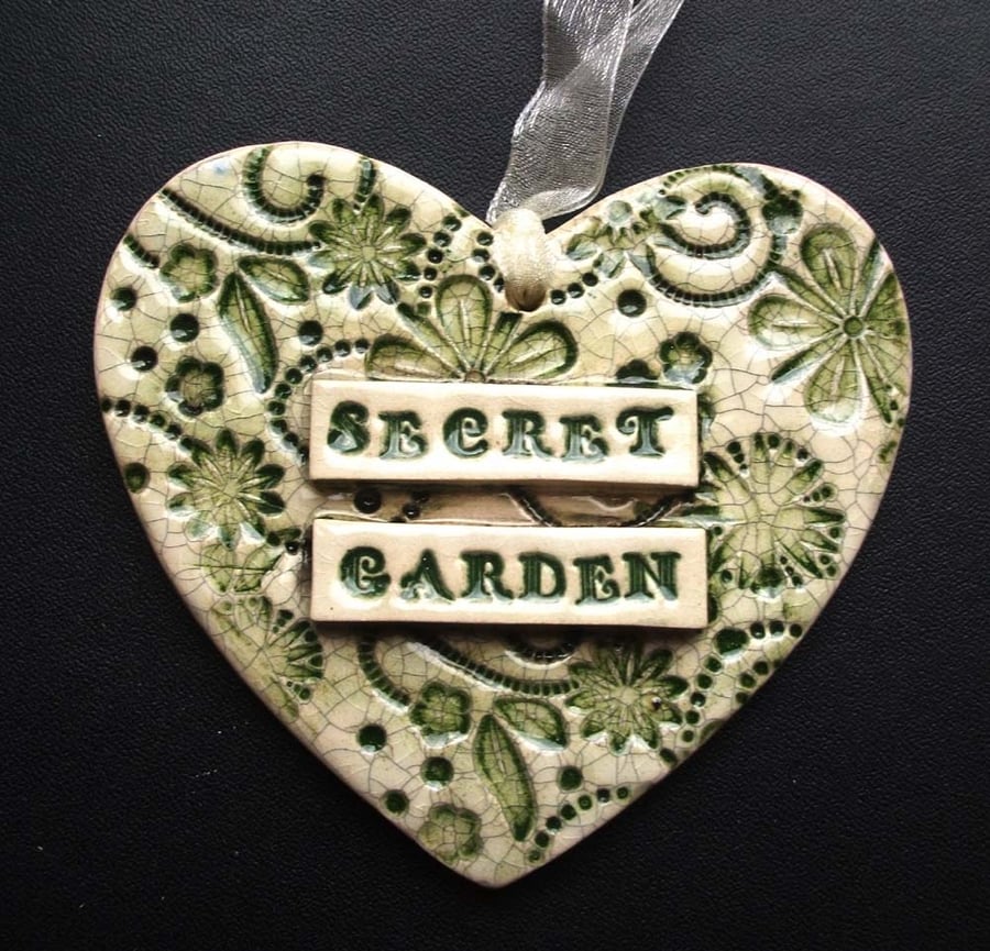 ceramic Secret Garden heart decoration  folksy gardeners