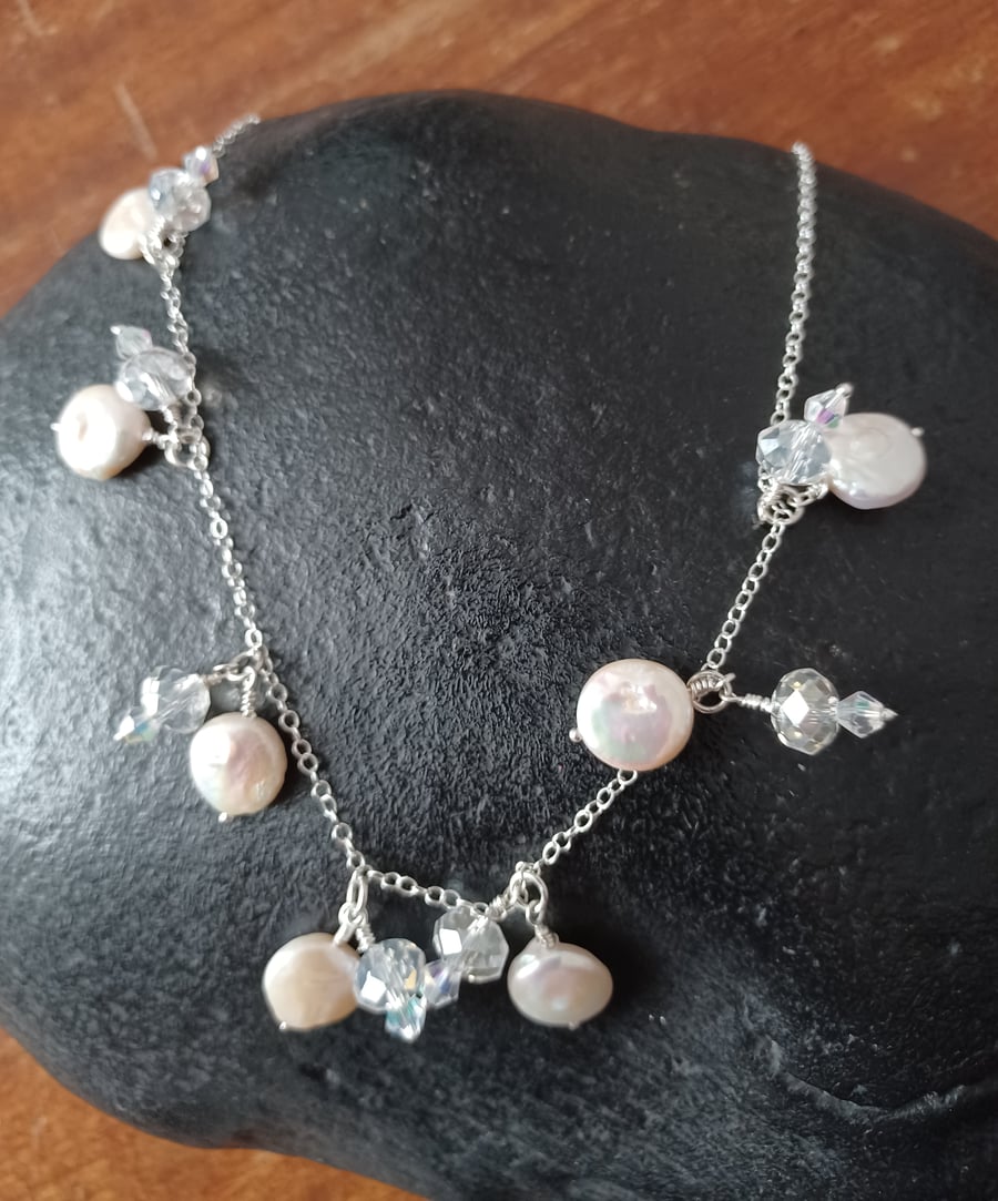 Pearl coins necklace