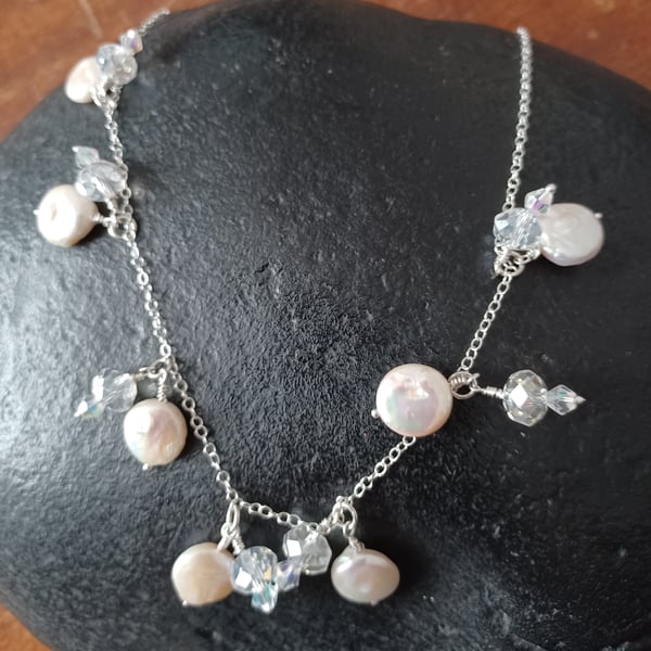 Pearl coins necklace