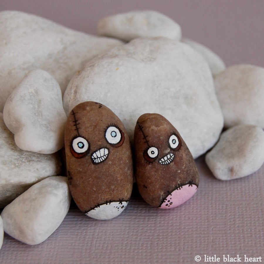 zombie rock pair - julio and consuela