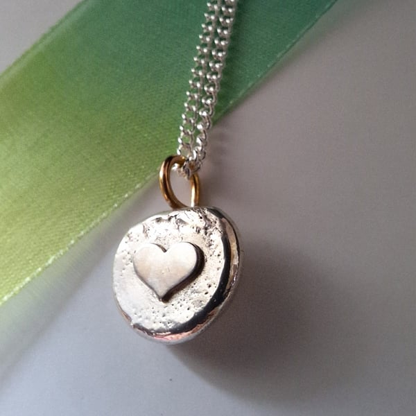 Silver Heart Pebble