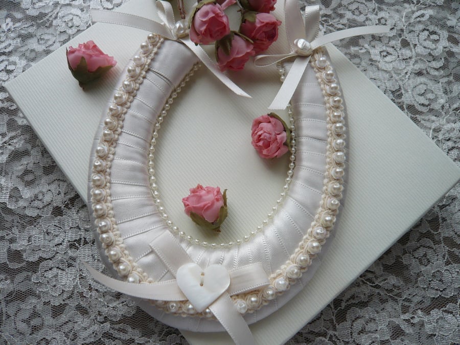 Ivory Wedding Horseshoe