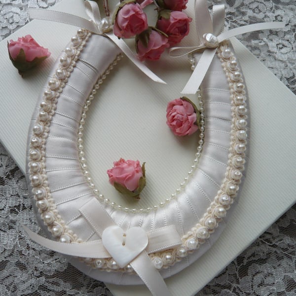 Ivory Wedding Horseshoe