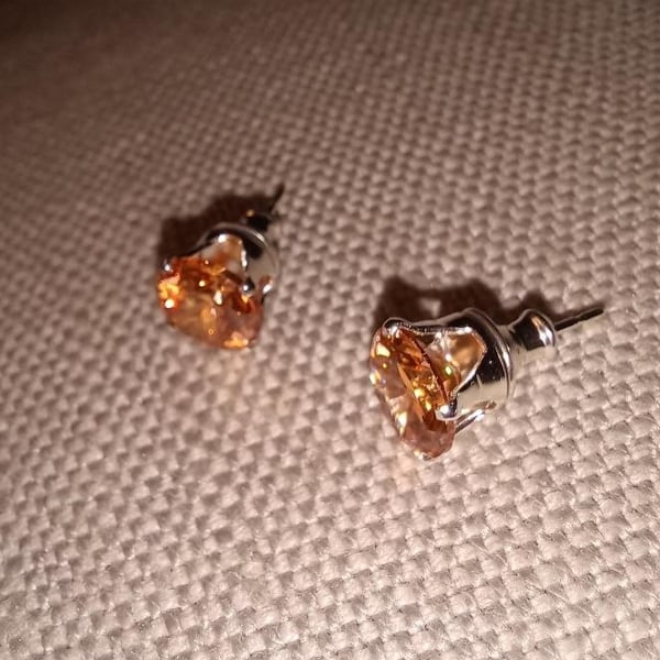 Golden yellow cubic zirconia studs