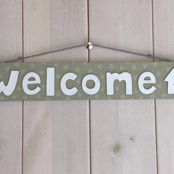 Hanging Door Sign "Welcome"