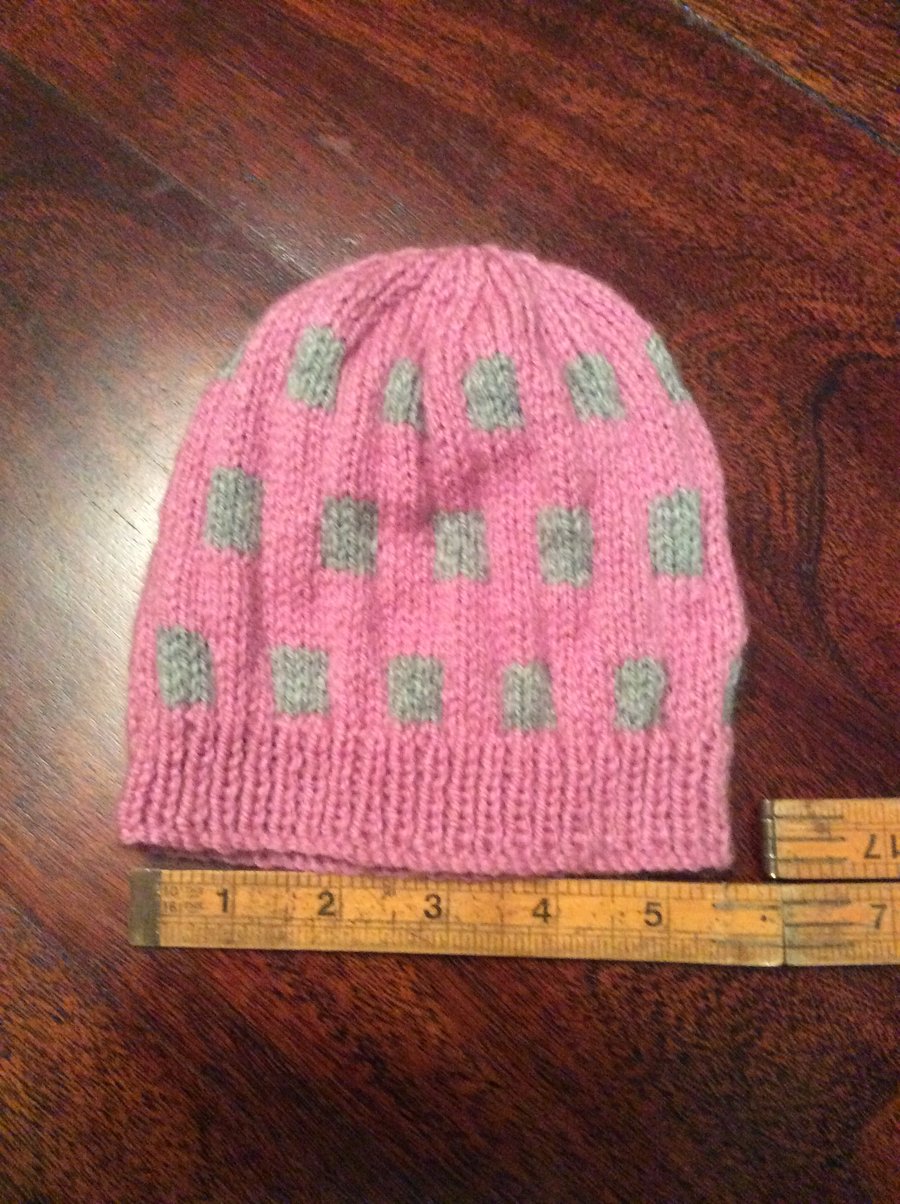 Hand knitted baby hat - pink and grey