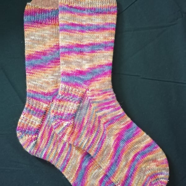 Socks, Luxury hand knitted Merino cashmere, MEDIUM Size 5-6 