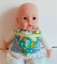 Bandana bib, new baby gift,  bib, patchwork, quilted bib, reversible bandana bib - Image 5