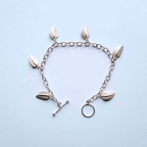 925 Sterling Silver With Six Leaf Charms Bracelet 7.5 Inch