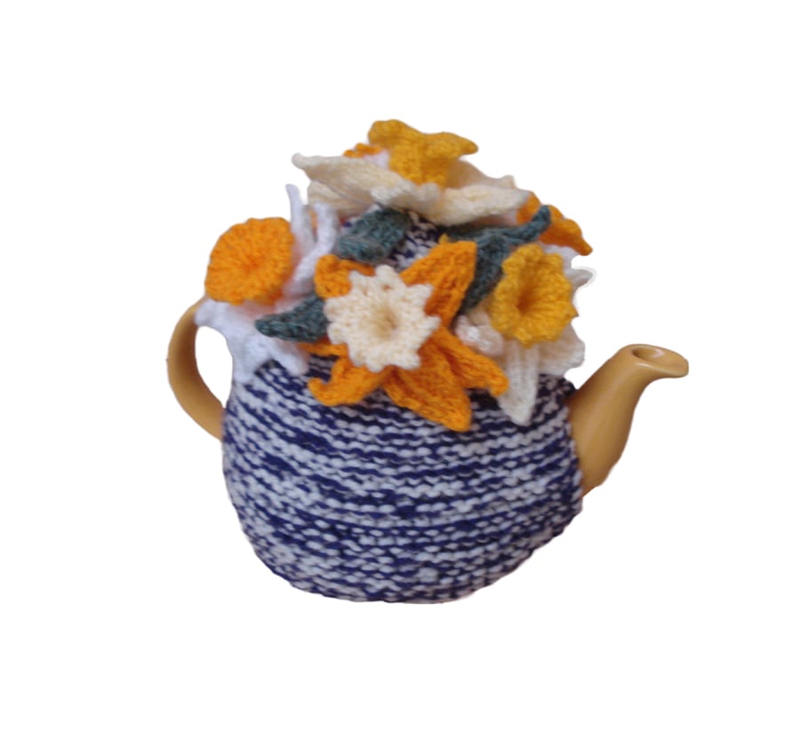 Knitted 4-6 Cup Tea Cosy With A Bunch Crochet Spring Daffodils On Top (R900)