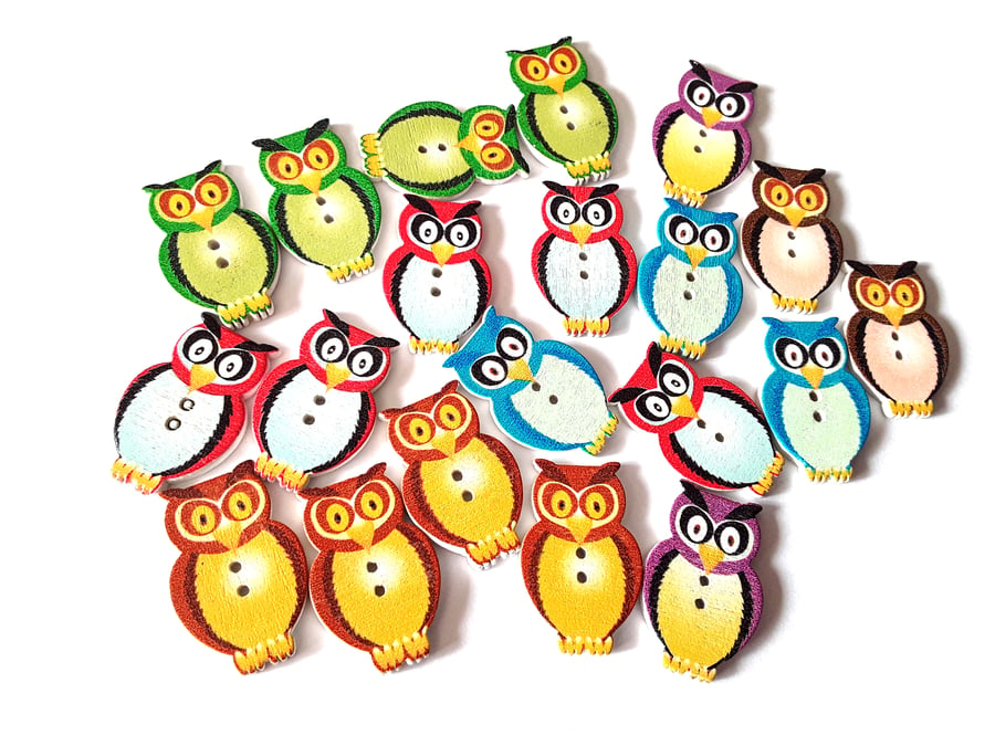 20 wooden Craft buttons 30 x 20mm owls