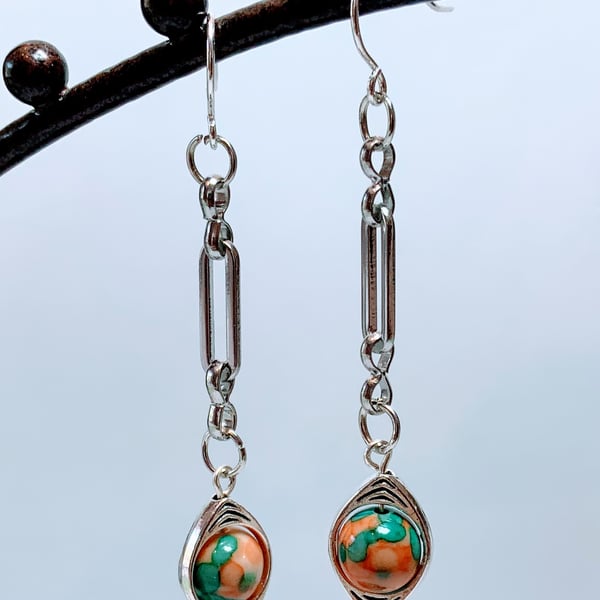 Silver Paperclip Chain Bead Earrings.