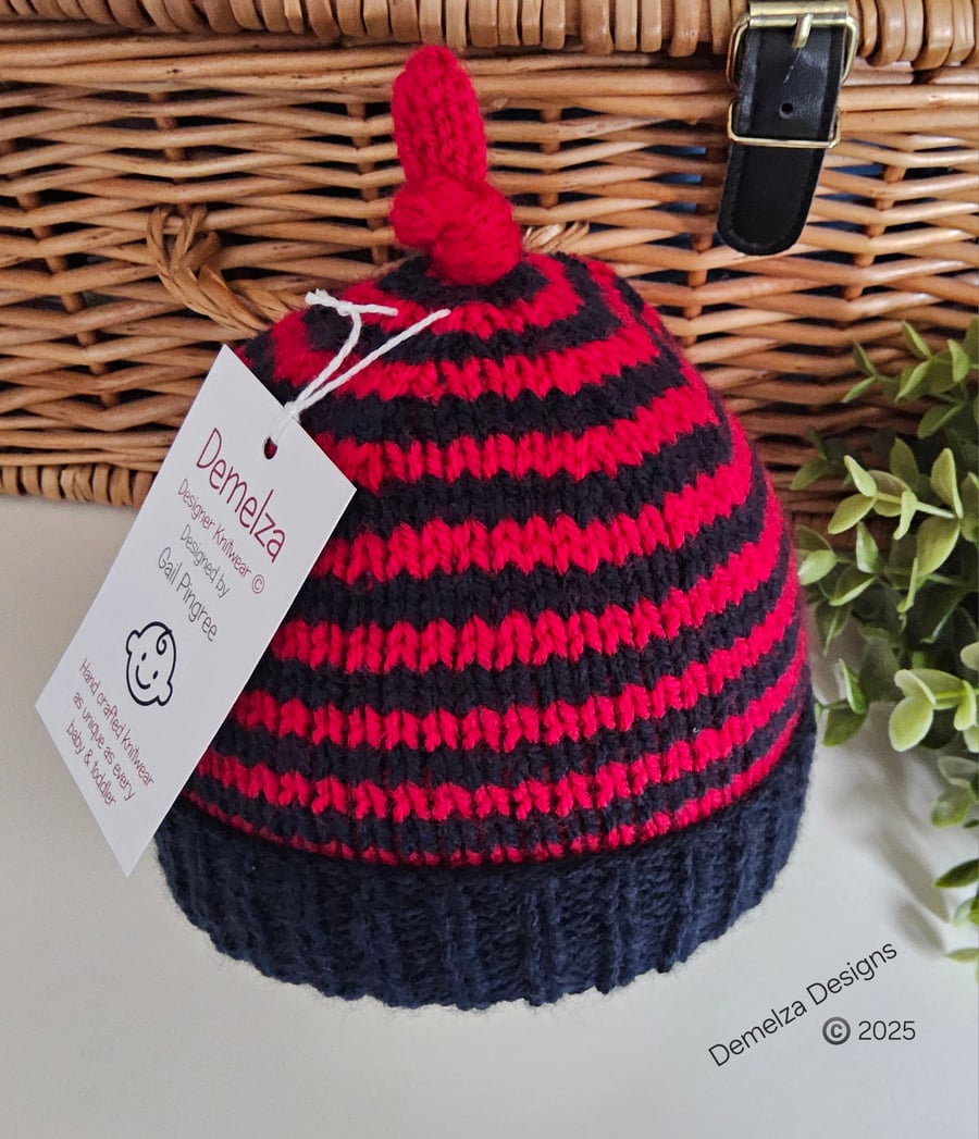 Hand Knitted  Knotted Baby Pixie Hat 0-3 months size