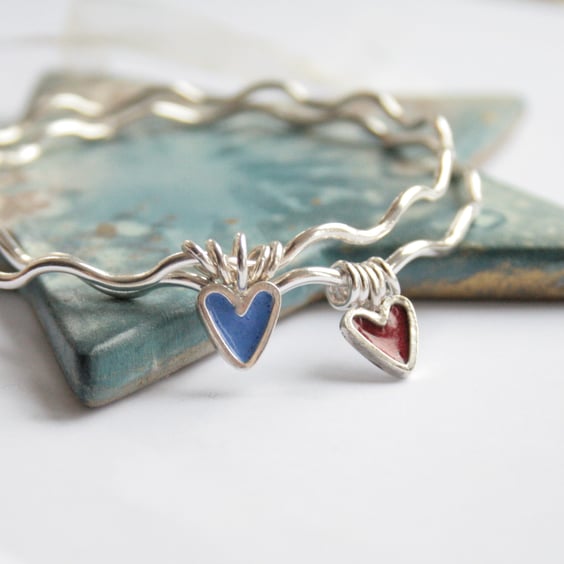 Silver charm bangle, sterling silver wavy bangle with enamel heart charm