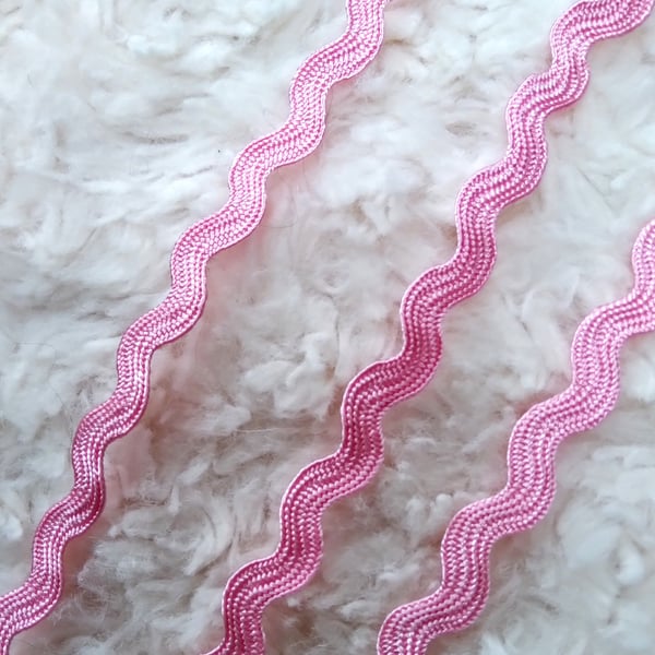 3 metres pink cotton narrow RIC-RAC trim for sewing projects