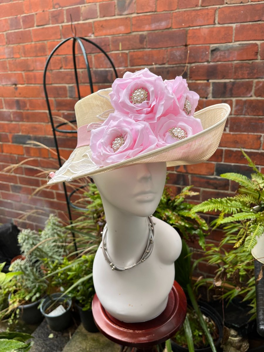 Beautiful Handmade hat, Hat for the Races, Hats for Ascot, Special Occasion Hats