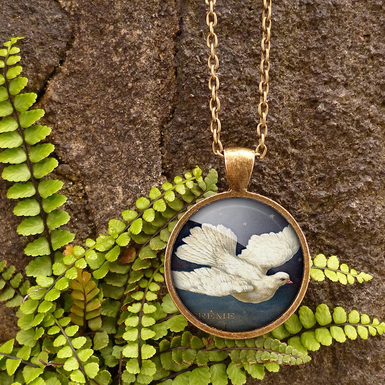 Vintage Dove Large Necklace (ER09)