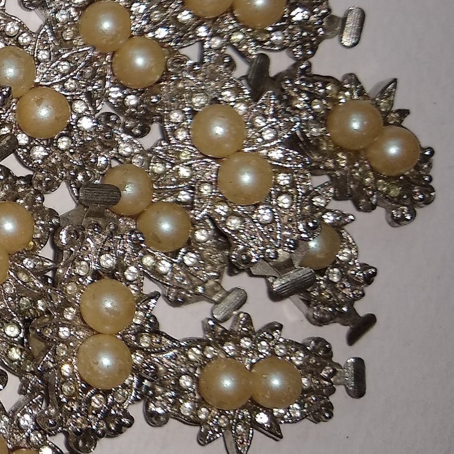 Pearl Tongue Clasp Gold tone x 10 pieces Gold & Pearl, Silver & Pearl