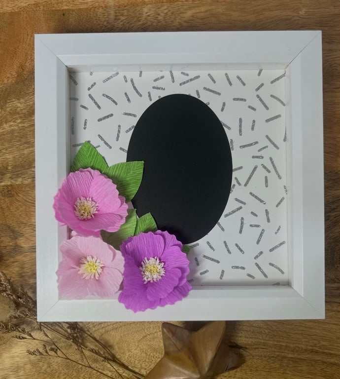 Floral picture frame