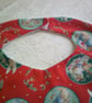 Peter Rabbit Babies Christmas Bib - Image 2