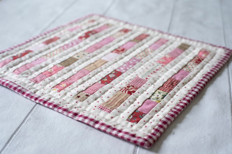 Hand Quilted Pretty Pink Red and White Patchwork Quilted Mat