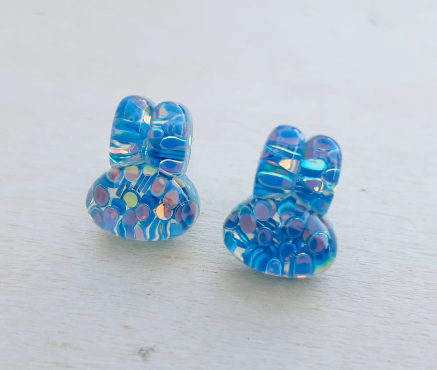 Kitsch bunny glitter resin stud earrings blue