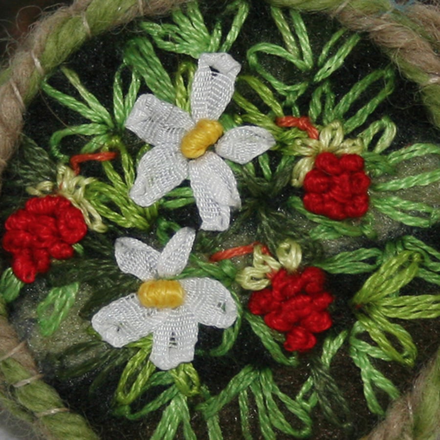 Embroidered Brooch - Wild Strawberries  