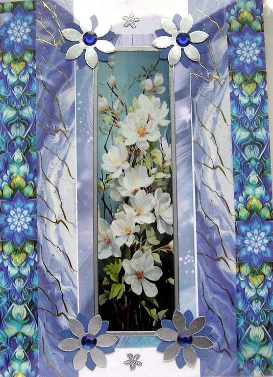 White Summer Blossom - Hand Crafted Decoupage Greeting Card - Blank 3075