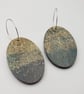 Dark green and antique gold printed oval shaped earrings - Image 3