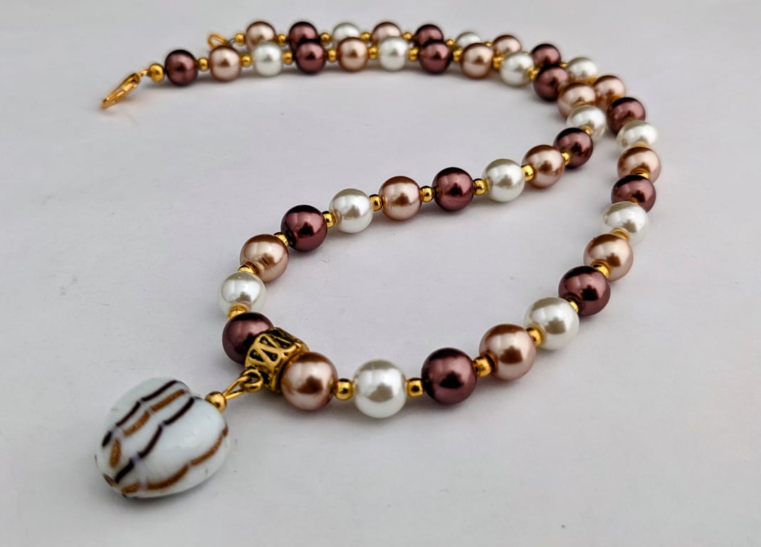 Dark brown, latte and white necklace with glass heart pendant - 1002661