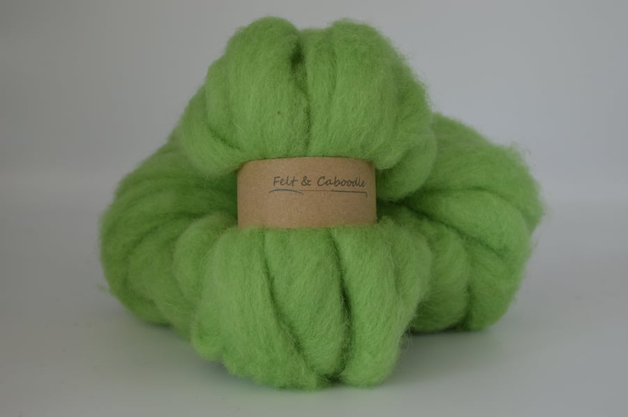 Lime Carded Corriedale wool fibre