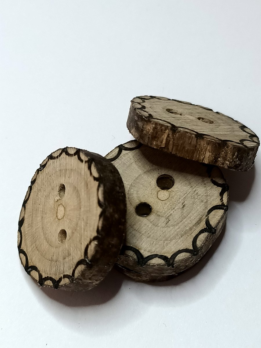 Button Hazel wood Handmade Buttons Pack of 4 Ref BH2