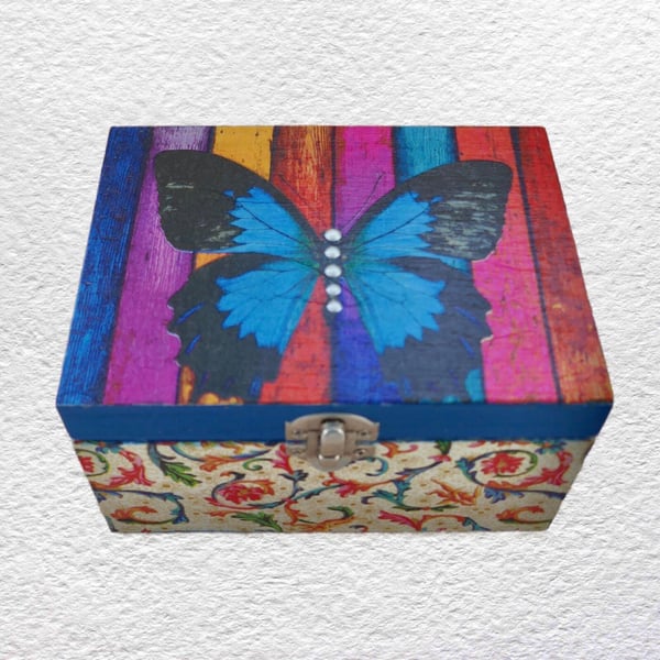 Butterfly Decorated Wooden Trinket Keepsake Box 16cm