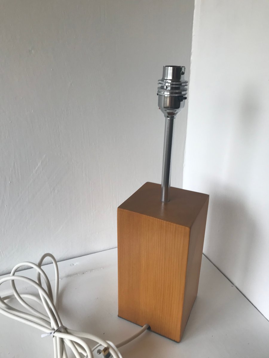 wooden corner lamp