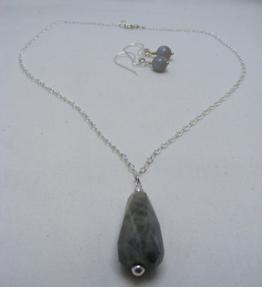 Labradorite Gemstone Jewellery Set