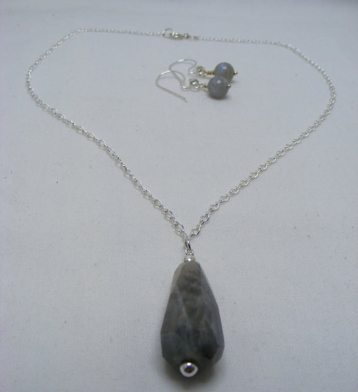 Labradorite Gemstone Jewellery Set