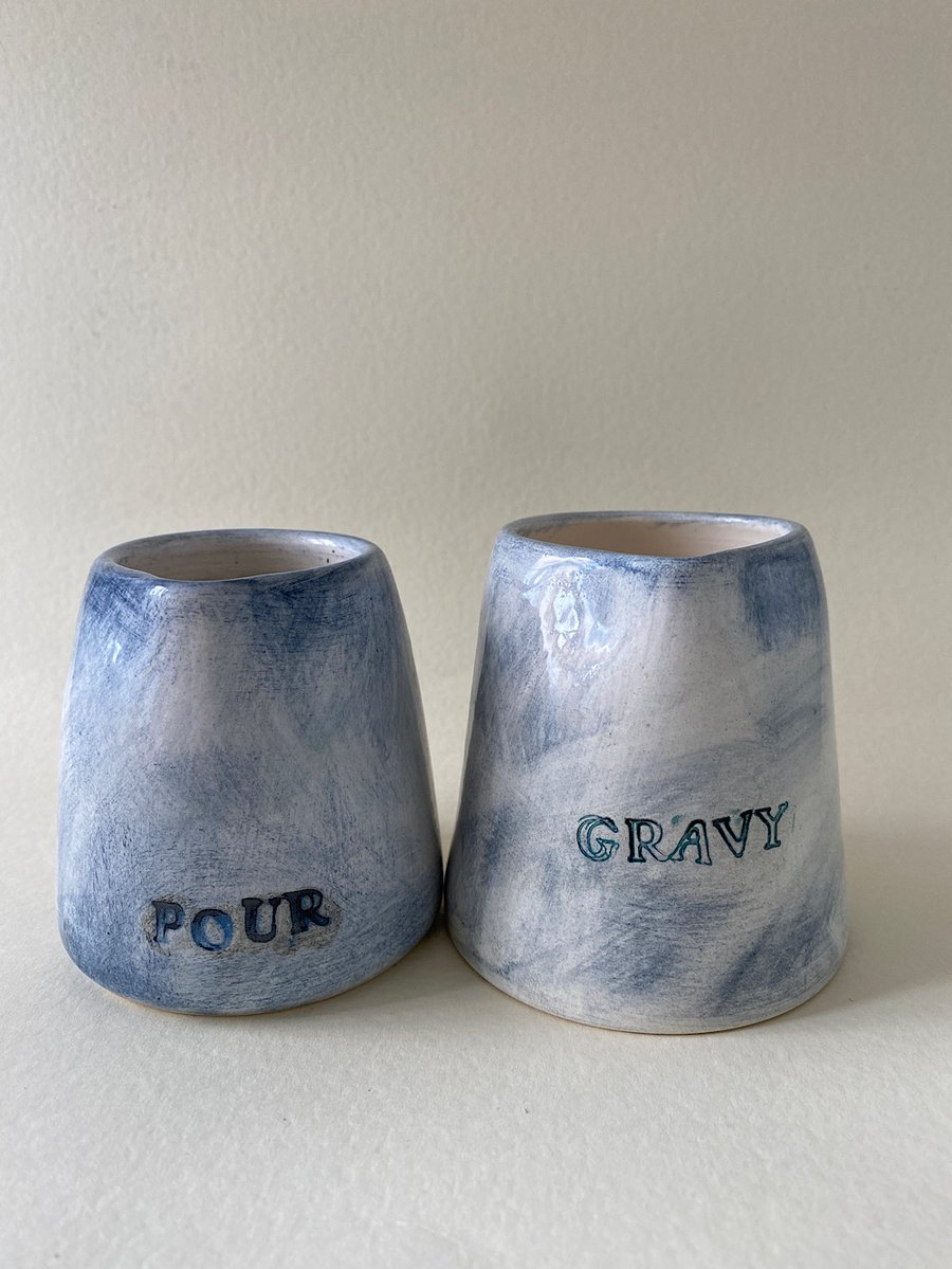 Pour gravy jug set.