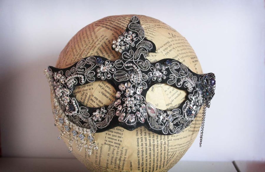 Black and Silver Beaded Crystal Masquerade Fancy Dress Masked Ball Mask