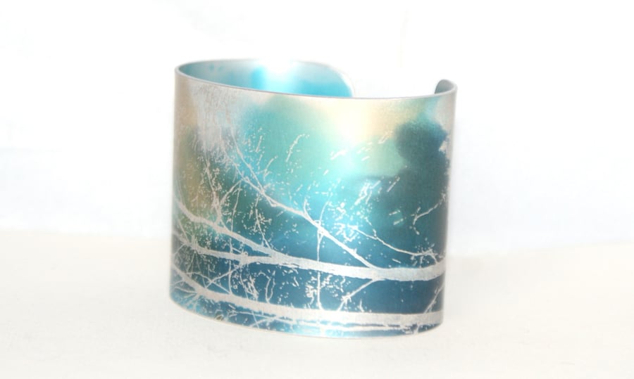 Tall trees cuff - blue and bronze