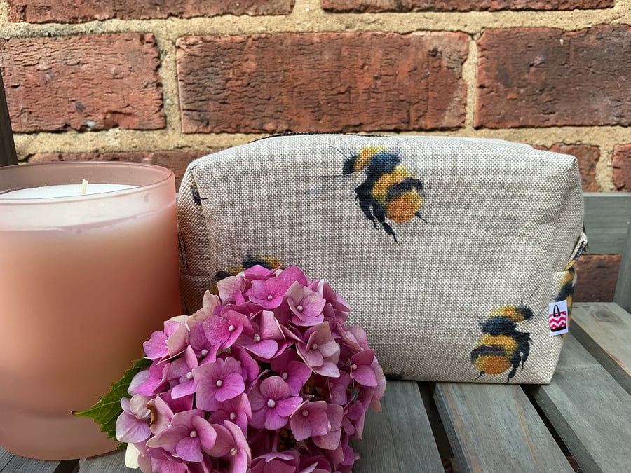 Bee Print Box Pouch