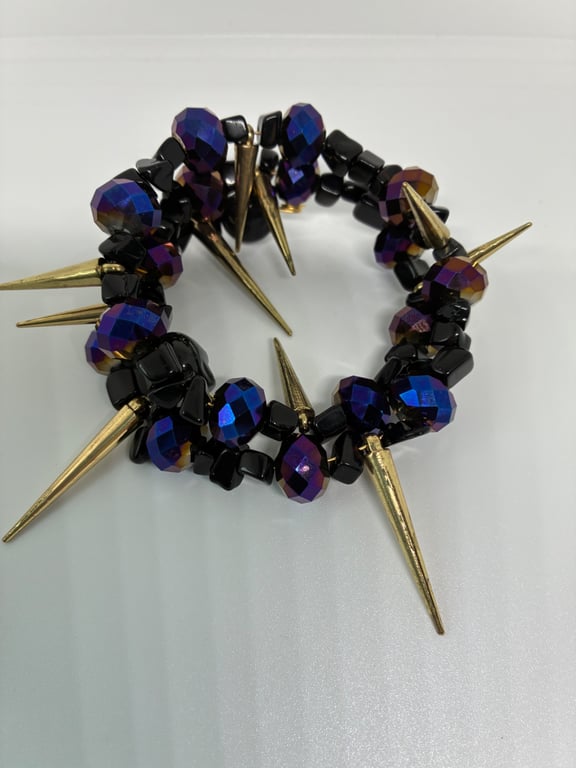 Purple thorns bracelet