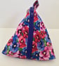 Triangular Purse 
