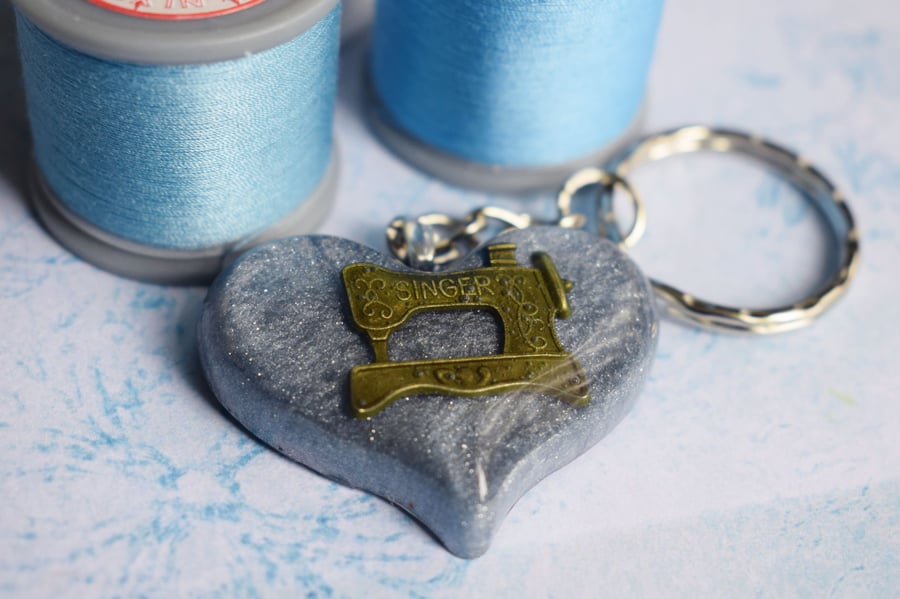 Sewing Machine Keyring, Gifts for Crafters and Seamstresses