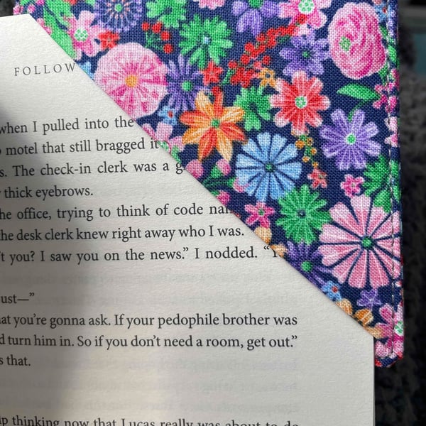 Handmade fabric corner bookmark 