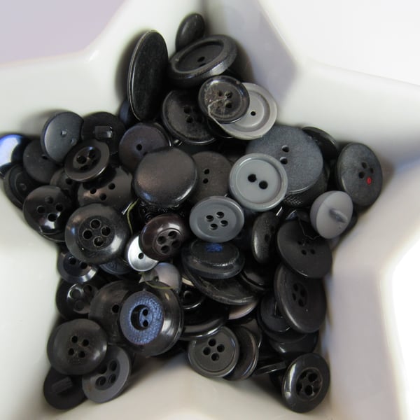 50g Mixed Black Craft Buttons